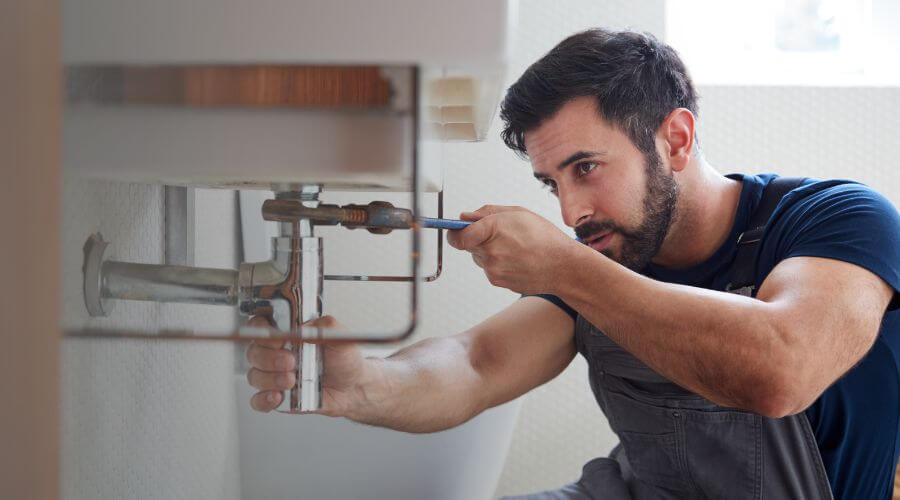 Sink pipe leak repair in Stockwell, IN